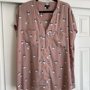 Torrid cat zip blouse NWOT